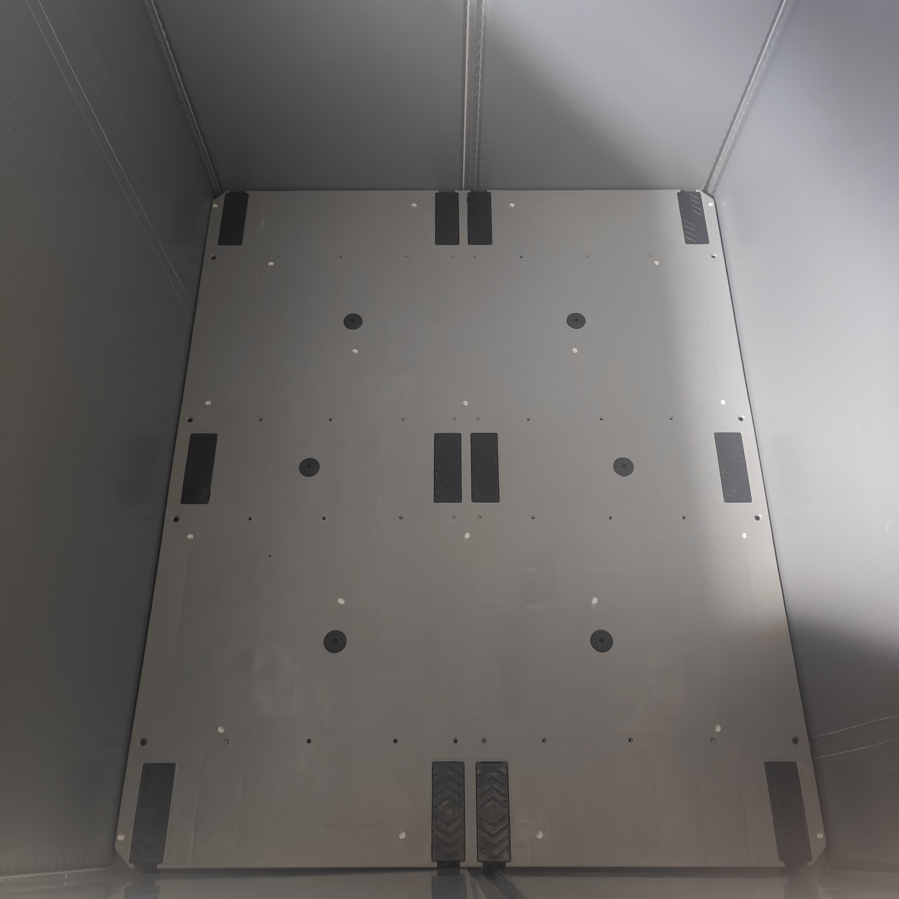 Anti-Scrape Coaming Box-сохраняет ваши высококачественные автоматические детали в целости и звучание