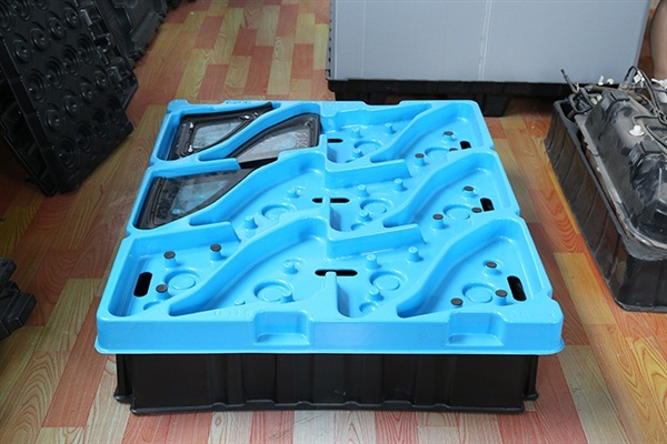 Flexilid Precision Crate - устойчивая к царапинам поверхность для медицинских устройств