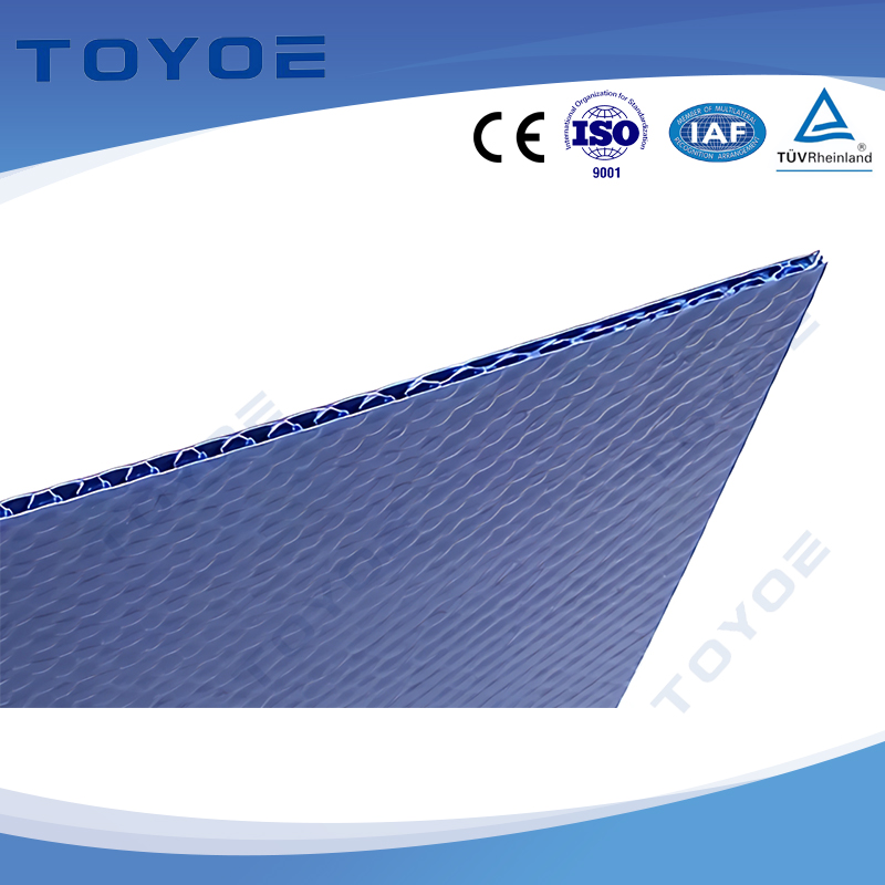 PP Honeycomb Panels используются для корпусов RV